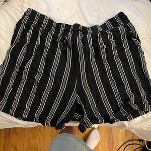 black and white royalty striped stretchy shorts